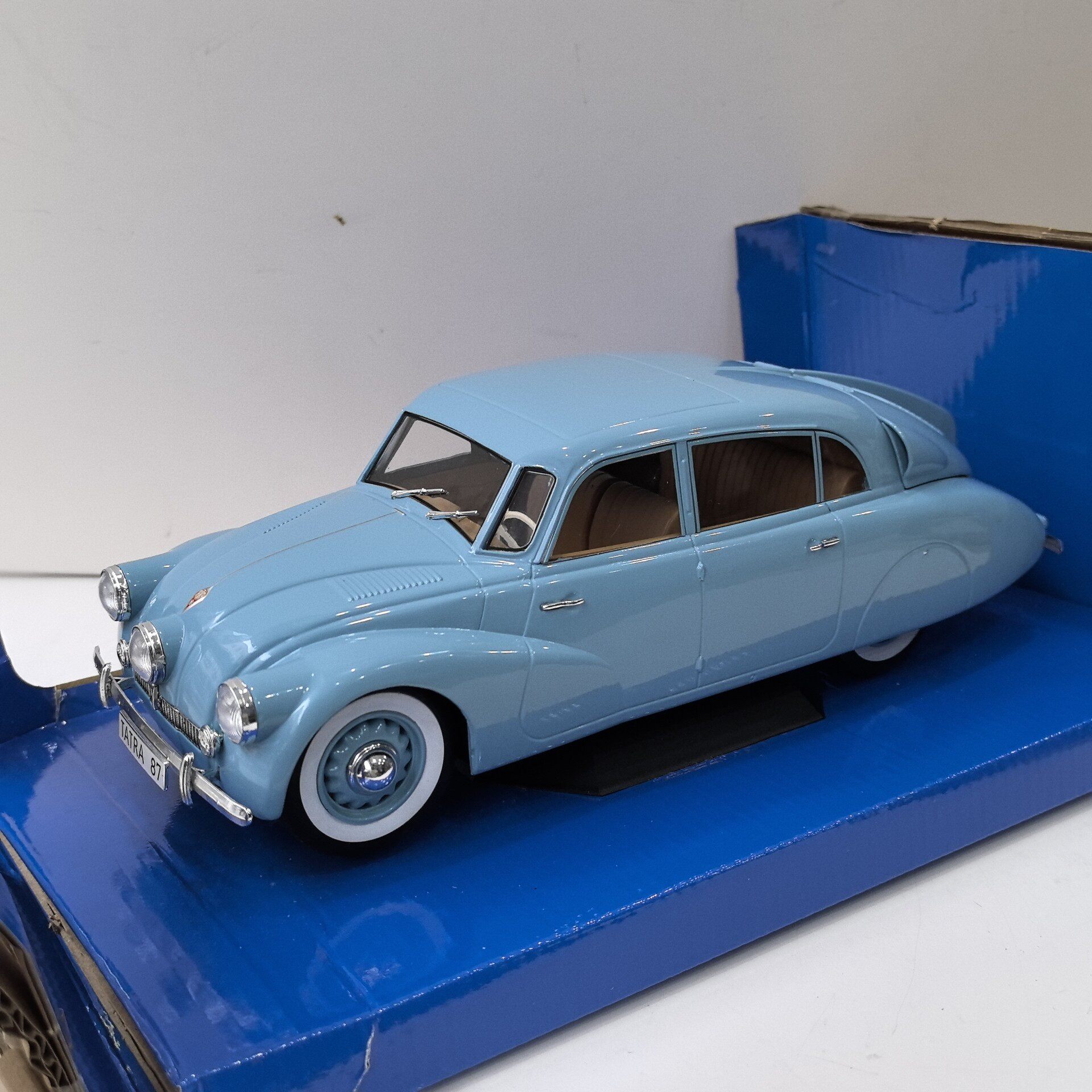 MCG Diecast 1/18 Schaal TATRA  - Vintage Collectibles recensie en prijs