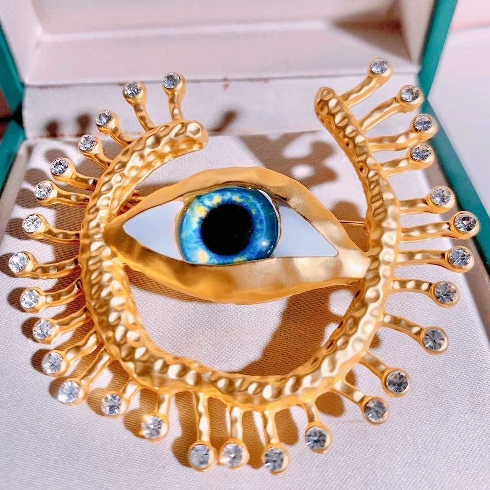 Nieuwe Boze Oog Badges Cosplay - Vintage Collectible Pins recensie en prijs